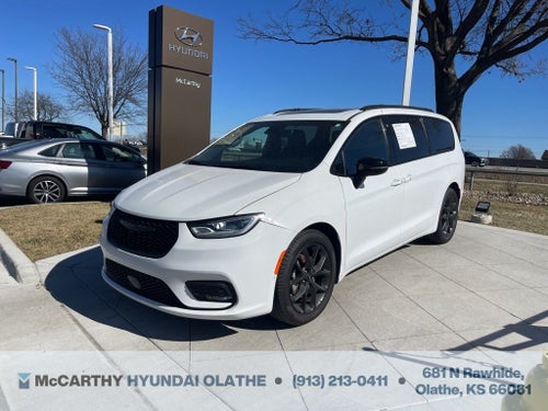 2025 Chrysler Pacifica Limited