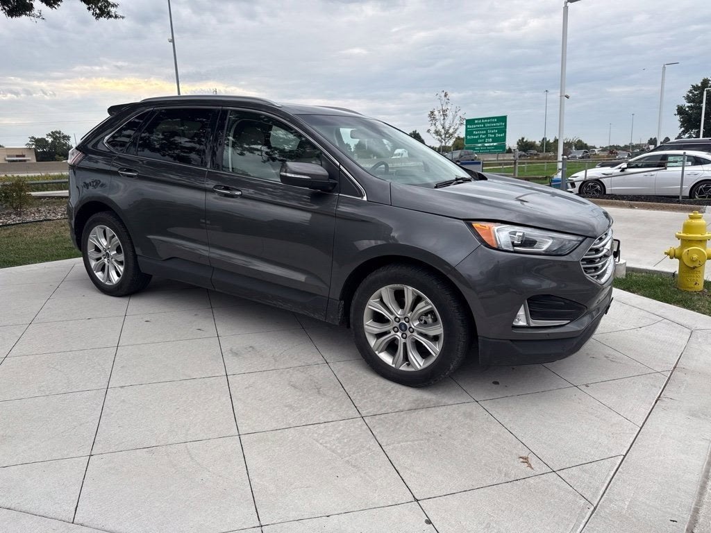 Used 2020 Ford Edge Titanium with VIN 2FMPK3K9XLBA72621 for sale in Kansas City
