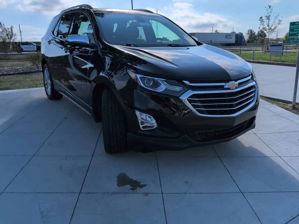 Used 2019 Chevrolet Equinox Premier with VIN 2GNAXYEX4K6102827 for sale in Kansas City
