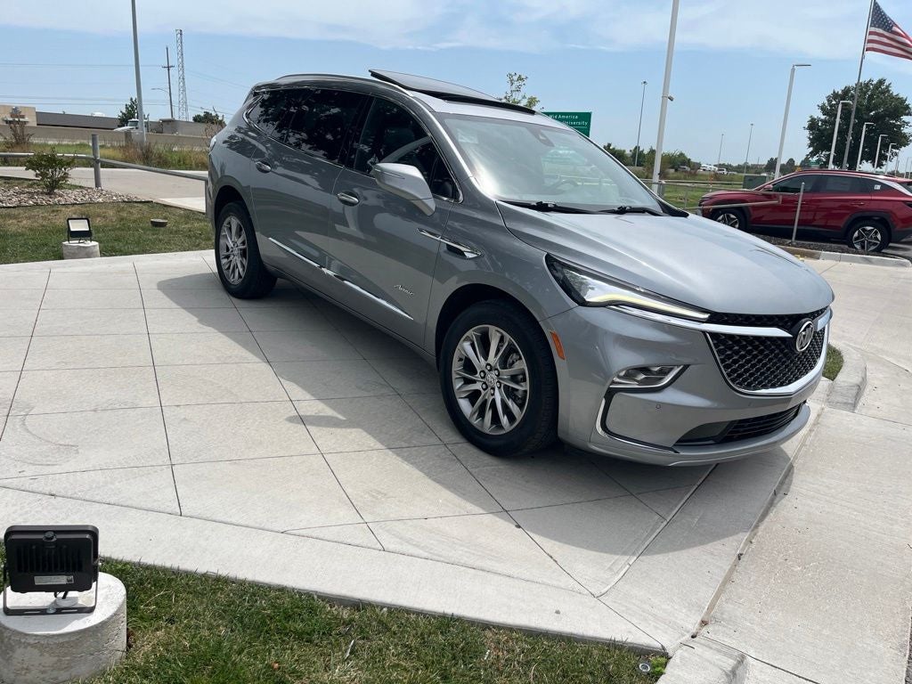 2023 Buick Enclave Avenir