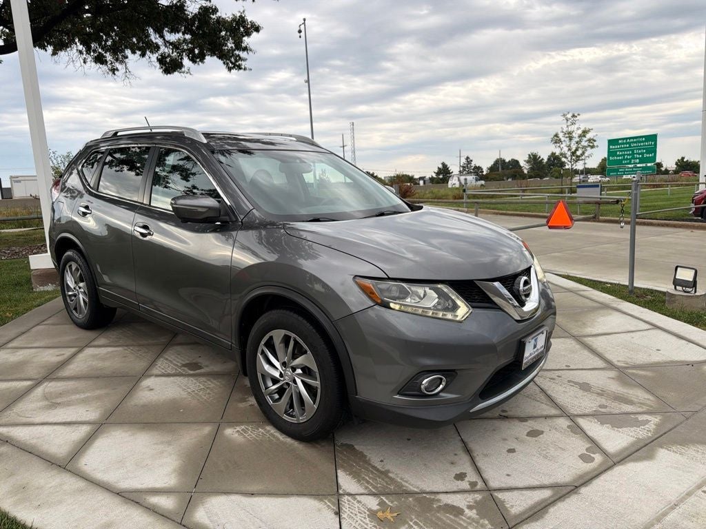 Used 2014 Nissan Rogue SL with VIN 5N1AT2MV5EC773142 for sale in Kansas City