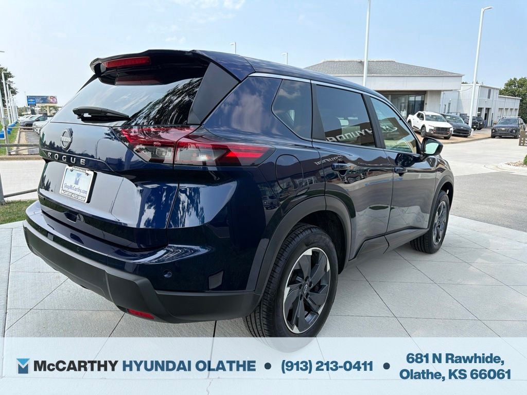 2025 Nissan Rogue SV - Photo 15