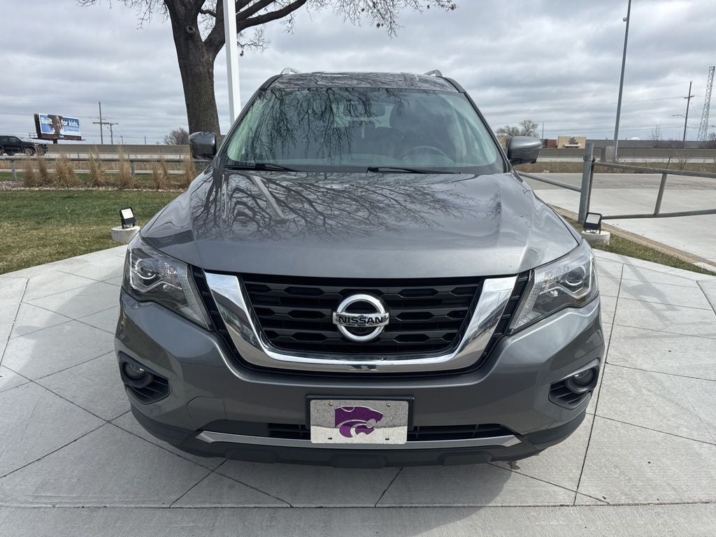 2019 Nissan Pathfinder SL
