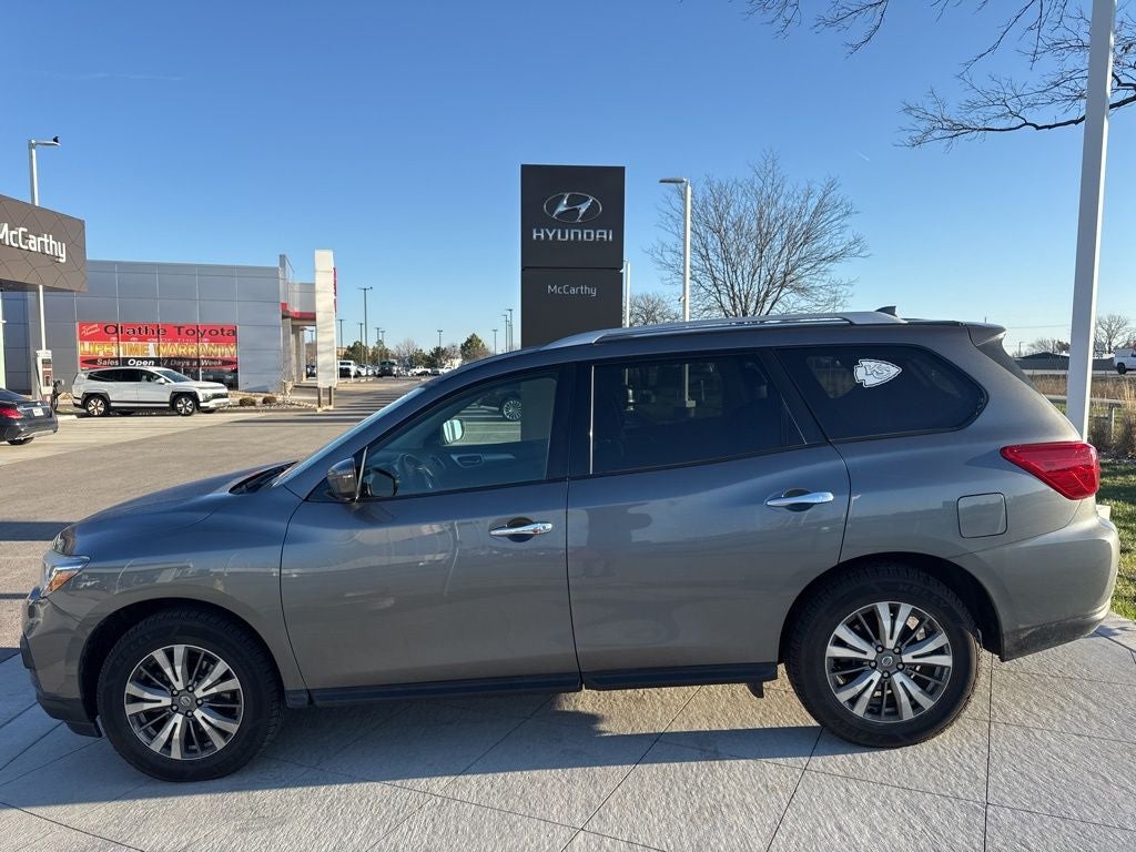 2019 Nissan Pathfinder SL