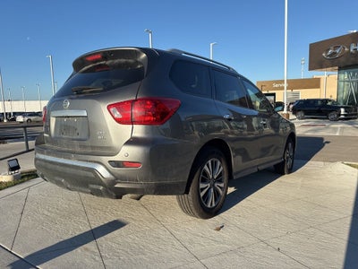 2019 Nissan Pathfinder SL