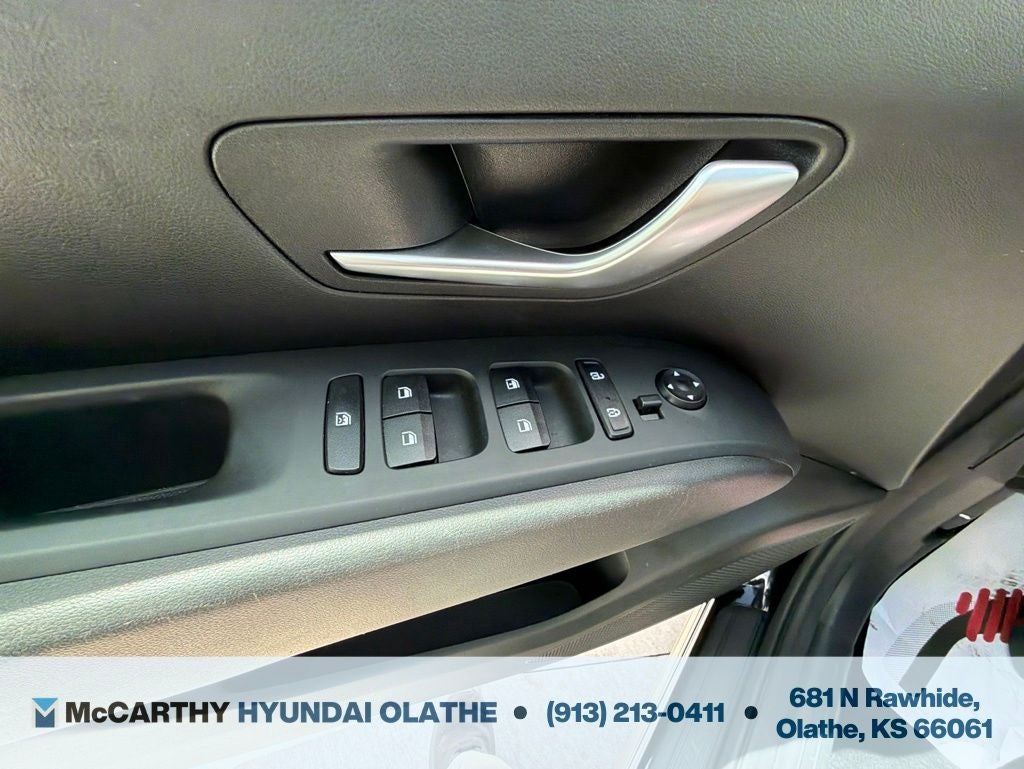 2023 Hyundai TUCSON SE