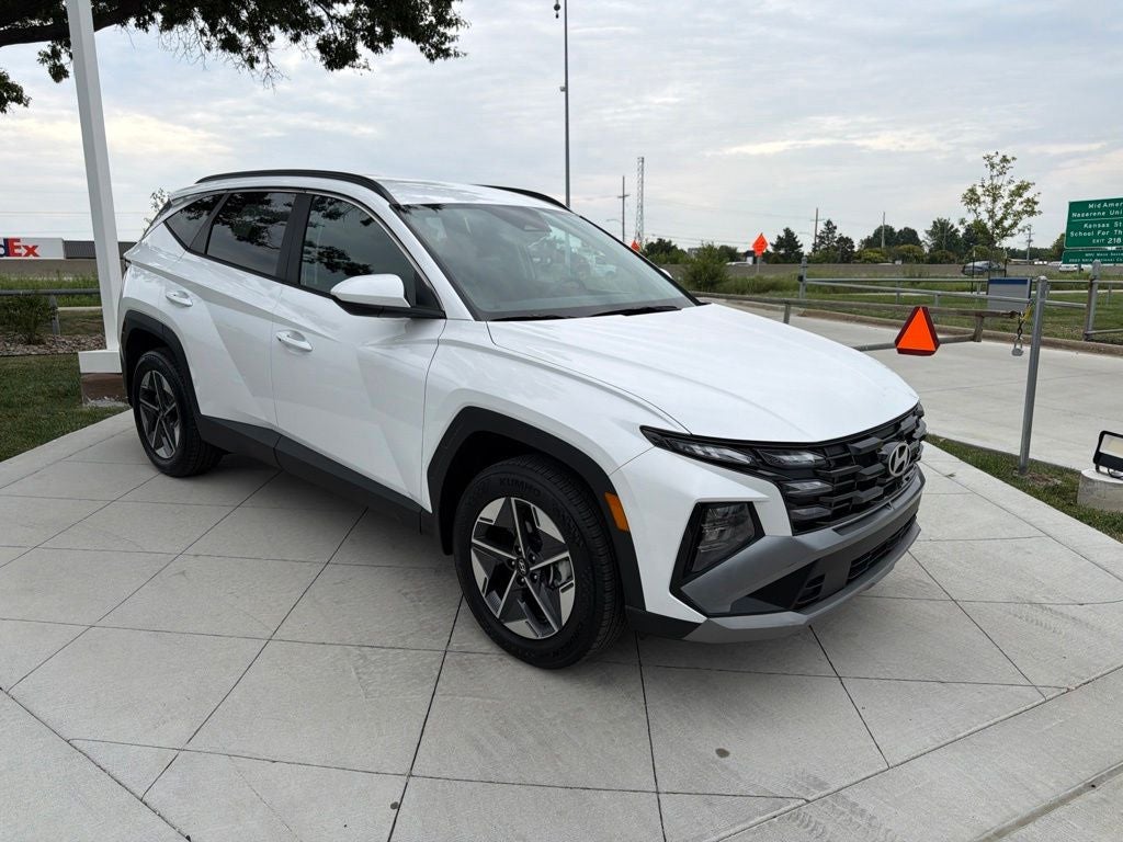 Used 2026 Hyundai Tucson SEL with VIN 5NMJBCDE5TH619879 for sale in Kansas City