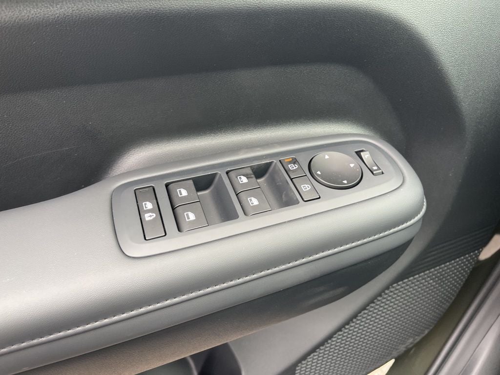 2025 Hyundai SANTA FE HYBRID SEL