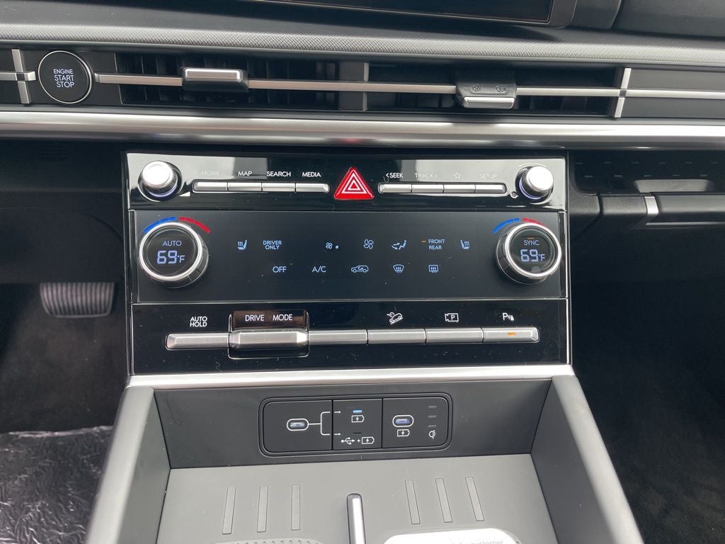 2025 Hyundai SANTA FE HYBRID SEL