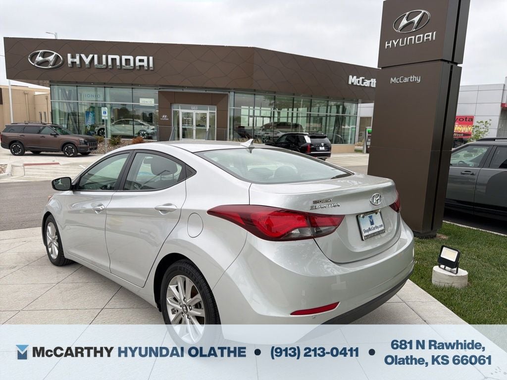 2015 Hyundai ELANTRA SE
