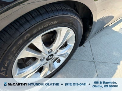 2011 Hyundai SONATA Limited