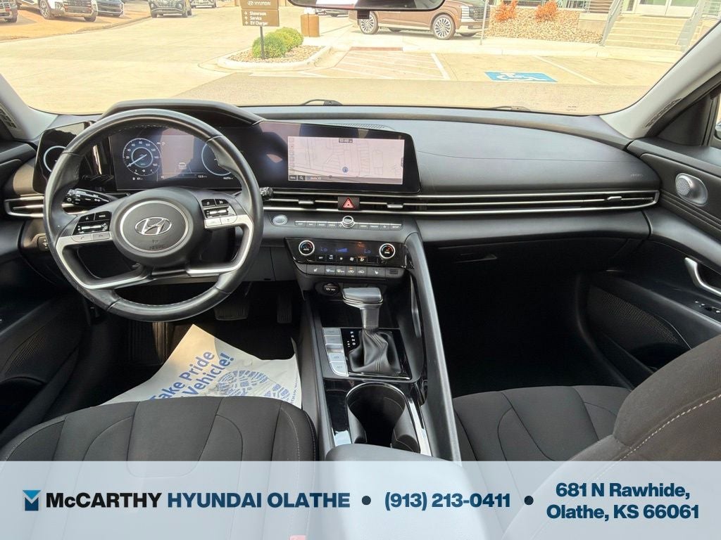 2023 Hyundai ELANTRA SEL