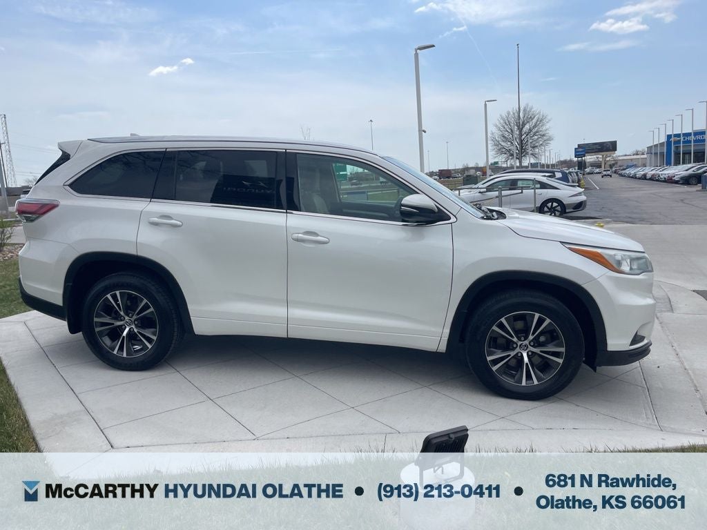 2016 Toyota Highlander XLE V6