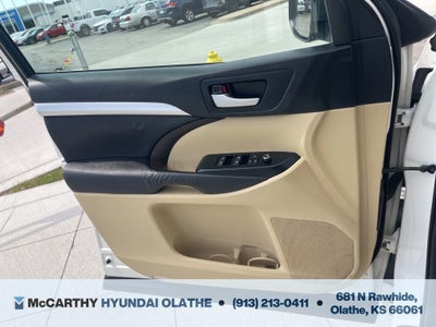 2016 Toyota Highlander XLE V6