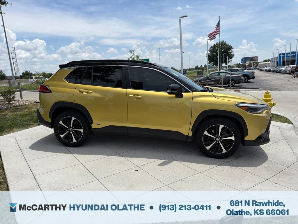 2023 Toyota Corolla Cross Hybrid XSE