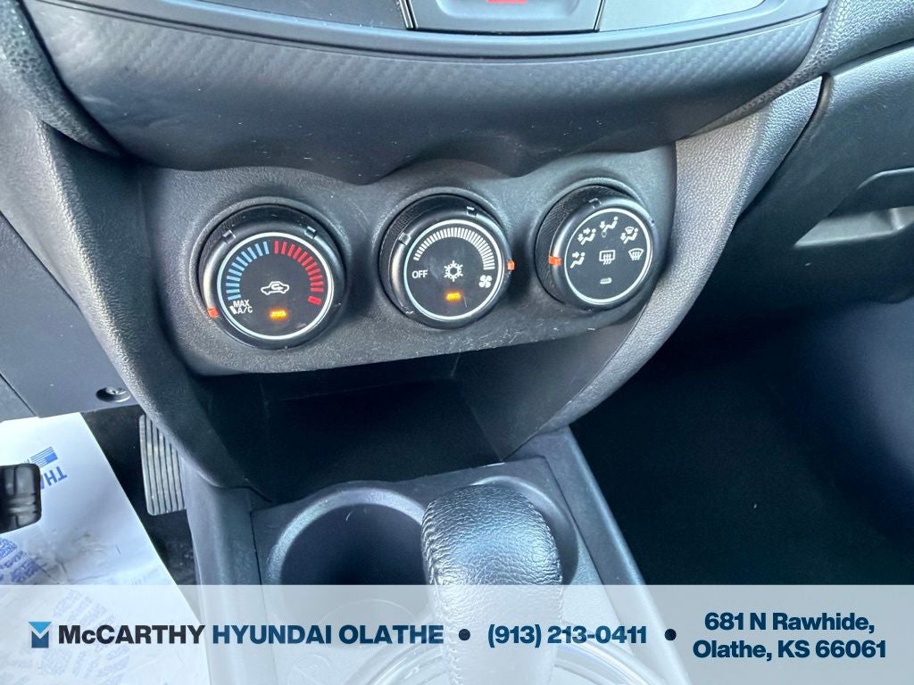 2016 Mitsubishi Outlander Sport ES - Photo 9