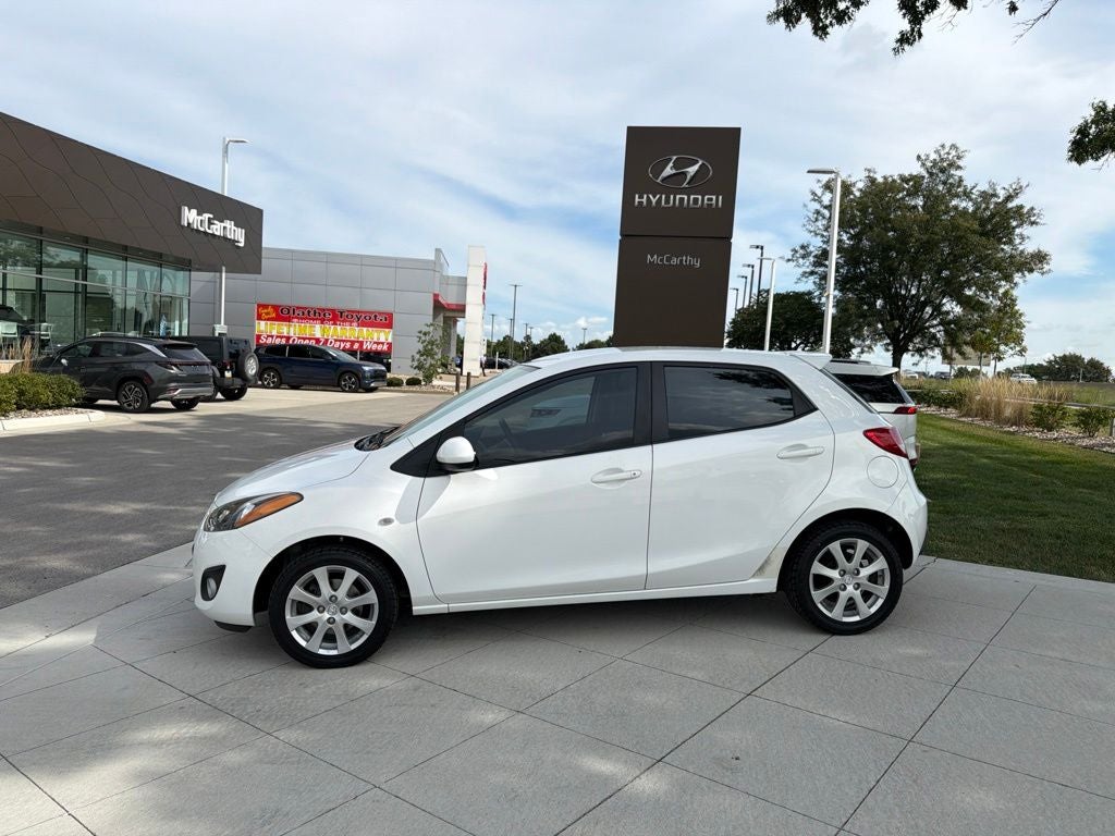 Used 2011 Mazda Mazda2 Touring with VIN JM1DE1HY3B0114659 for sale in Kansas City
