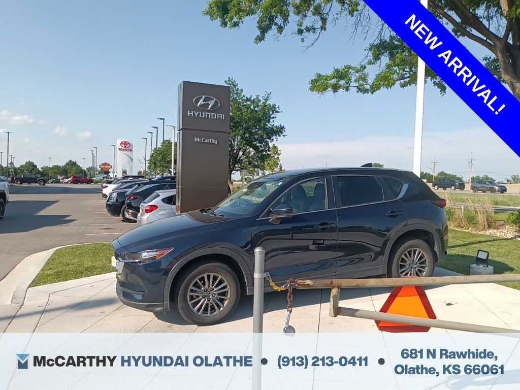 2017 Mazda CX-5 Touring auto's photo