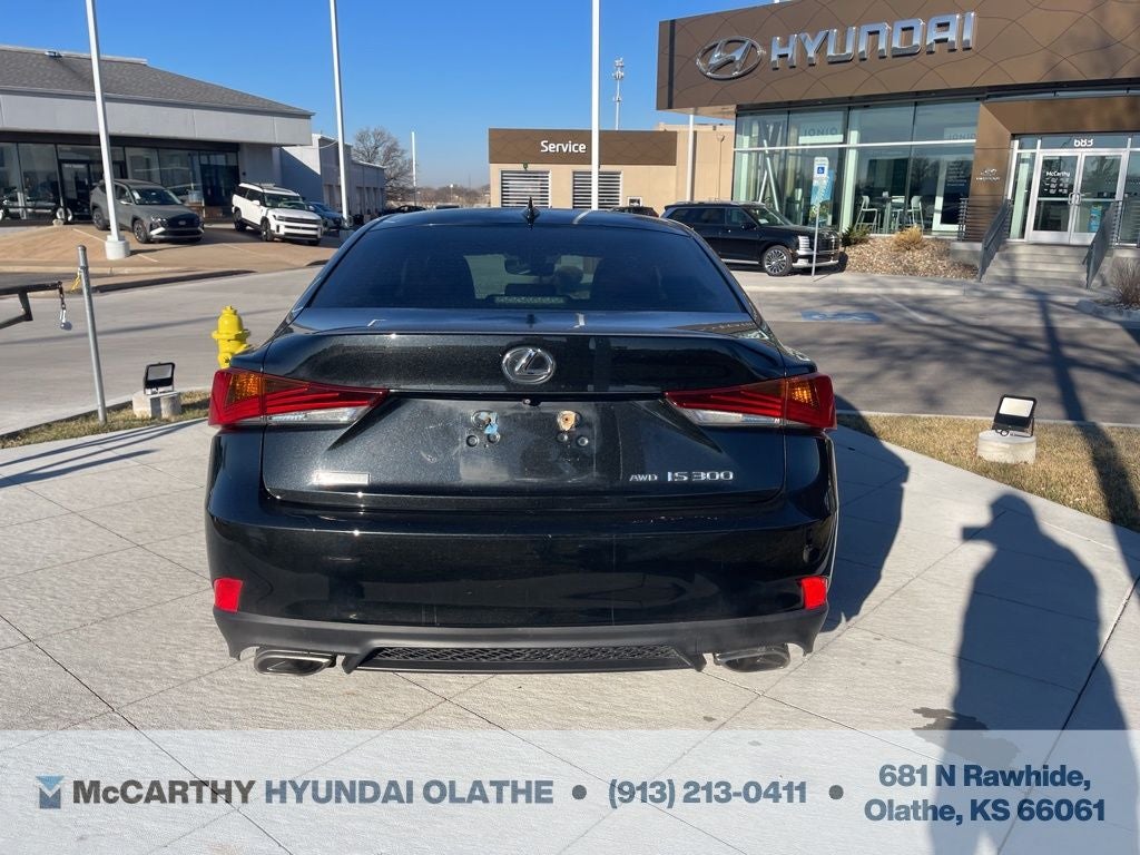 2018 Lexus IS 300