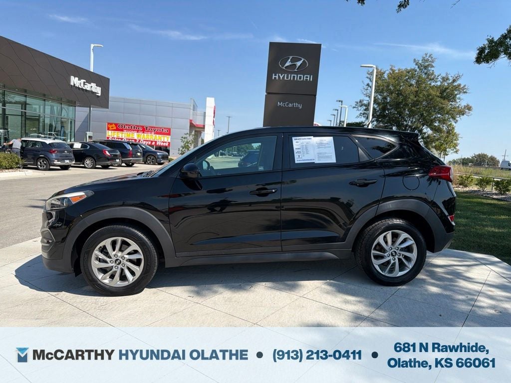 Used 2017 Hyundai Tucson SE with VIN KM8J23A46HU362304 for sale in Kansas City