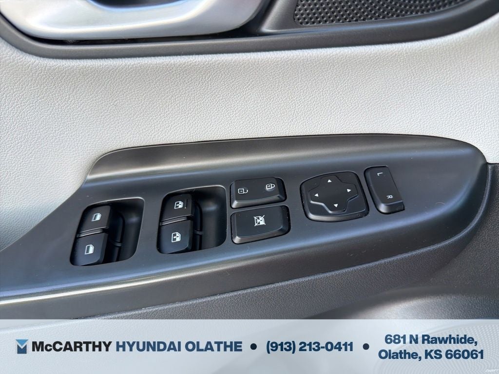 2023 Hyundai Kona Limited - Photo 35