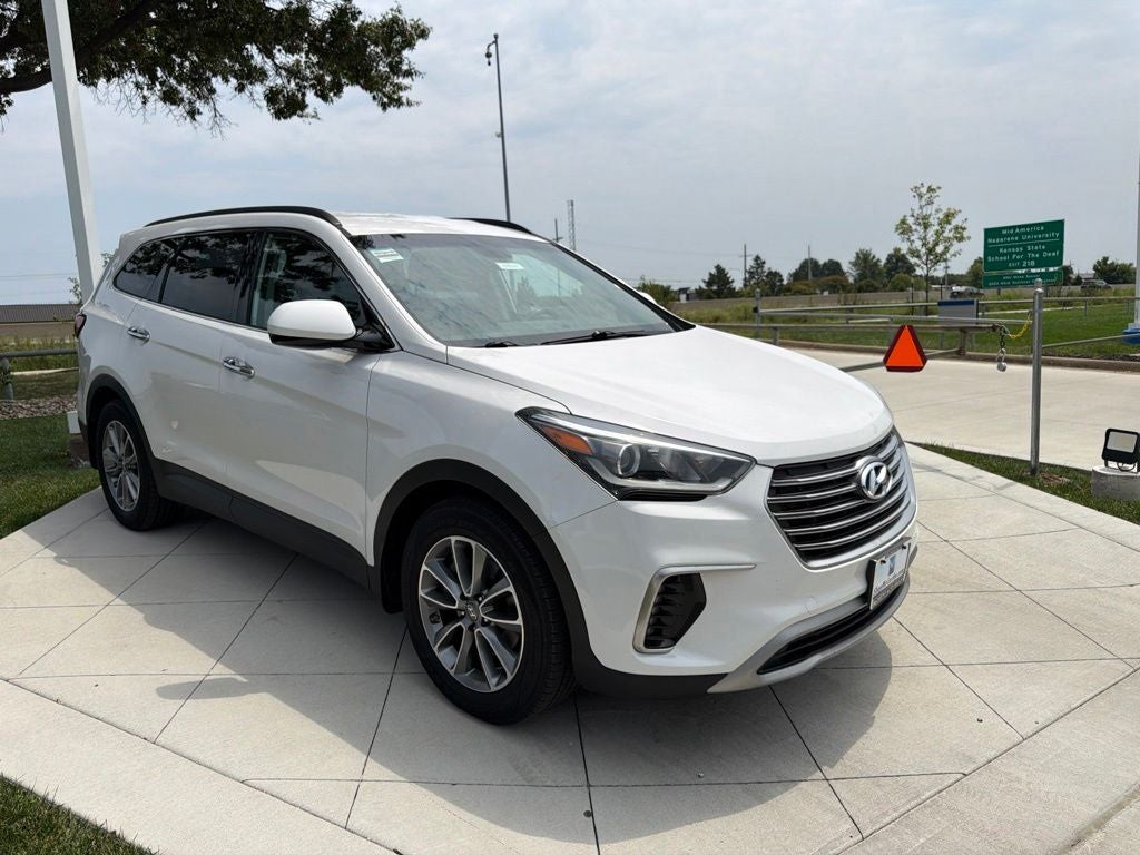 2018 Hyundai SANTA FE SE