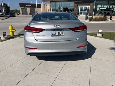 2017 Hyundai ELANTRA SE