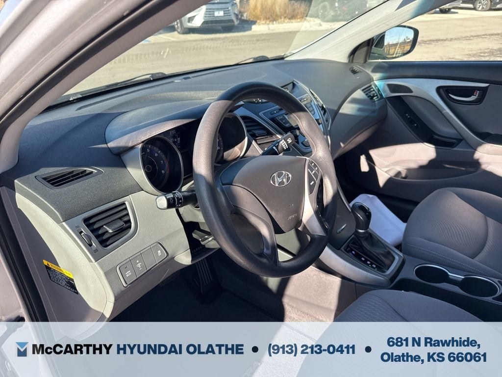 2014 Hyundai ELANTRA SE