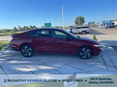 2025 Hyundai ELANTRA SEL Sport