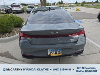 2022 Hyundai ELANTRA SEL