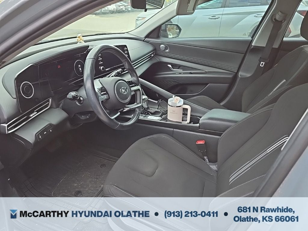 2022 Hyundai ELANTRA SEL