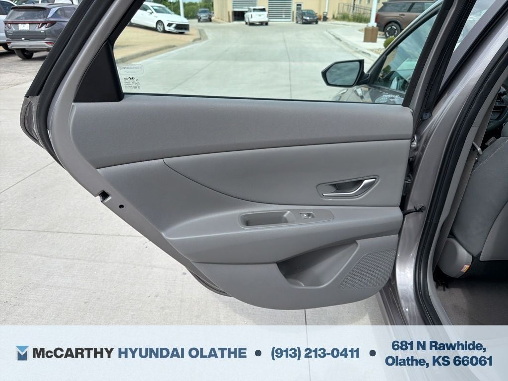 2023 Hyundai ELANTRA SEL
