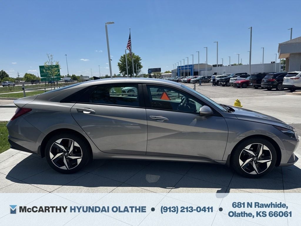 2023 Hyundai ELANTRA SEL
