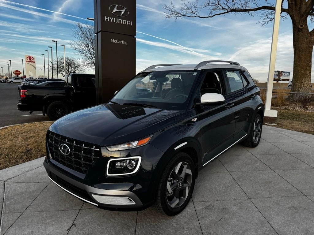 2023 Hyundai VENUE Limited