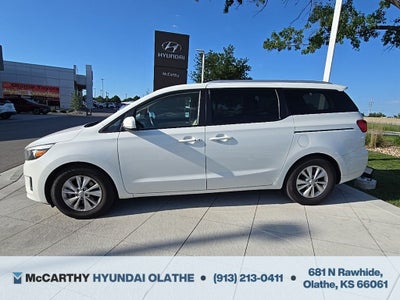 2017 Kia Sedona LX