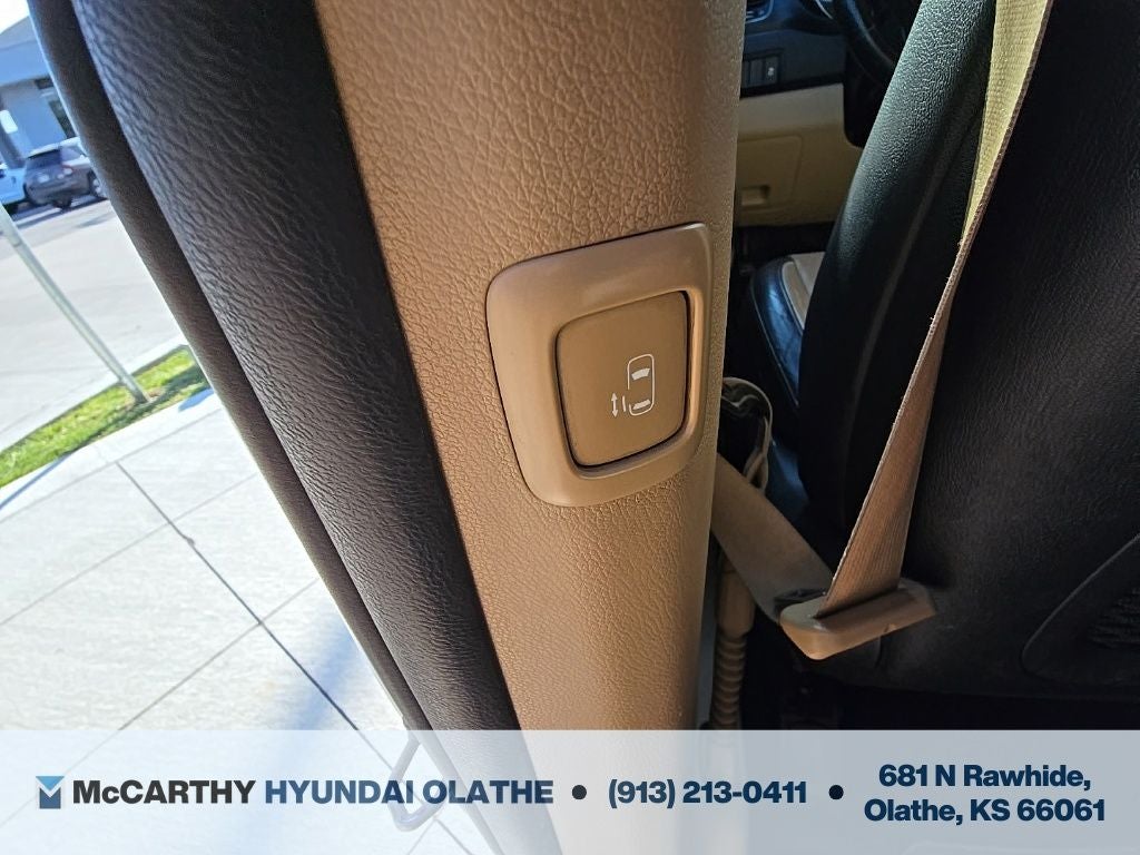 2017 Kia Sedona LX