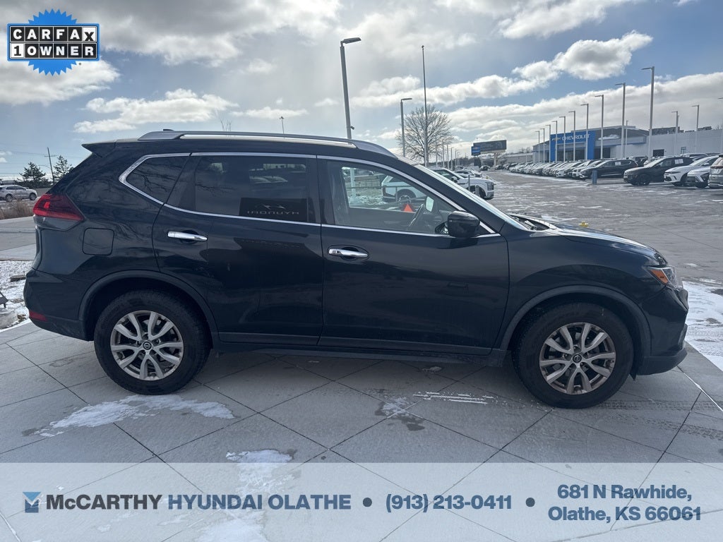 2018 Nissan Rogue SV