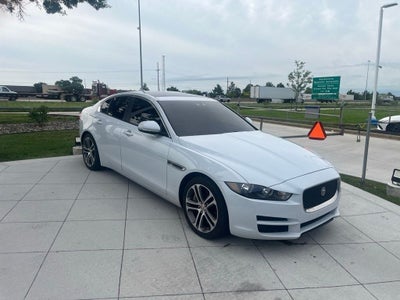 2017 Jaguar XE 35t Premium