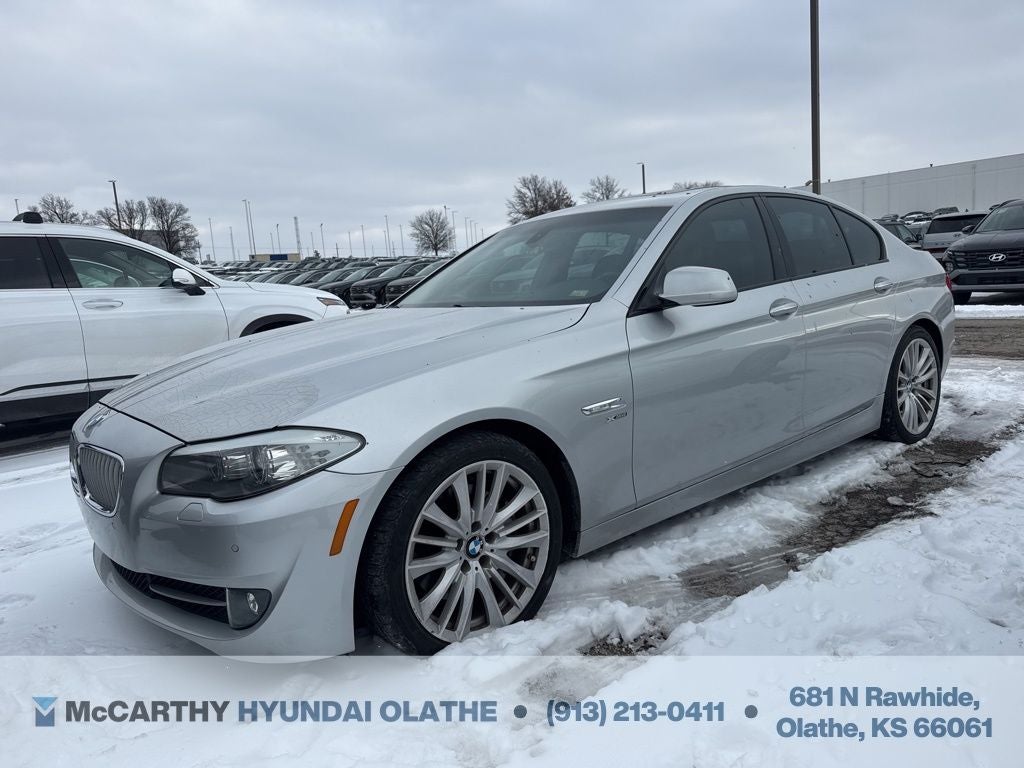 2011 BMW 5 Series 550i xDrive