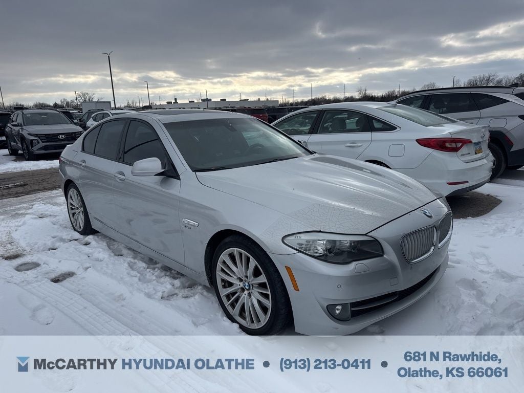2011 BMW 5 Series 550i xDrive