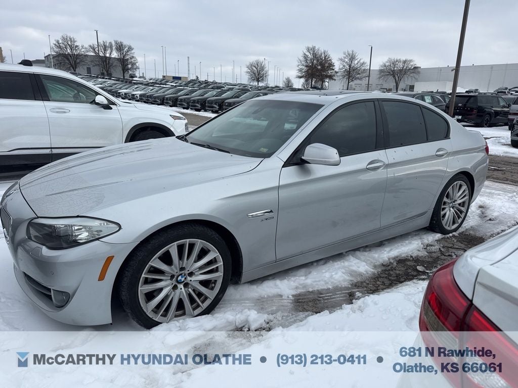 2011 BMW 5 Series 550i xDrive