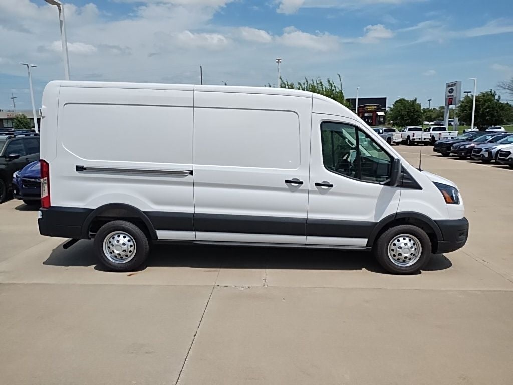 2025 Ford Transit-250 AWD