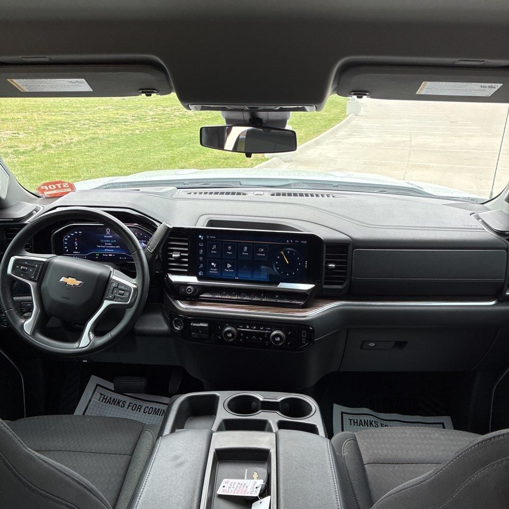 2024 Chevrolet Silverado 1500 LT LT1