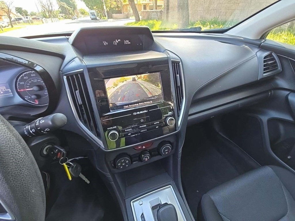 2017 Subaru Impreza 2.0i