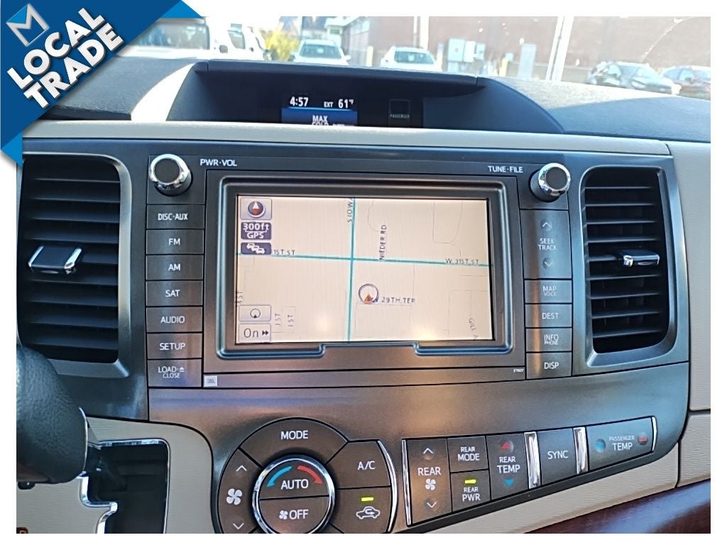 2013 Toyota Sienna AWD 7 Passenger