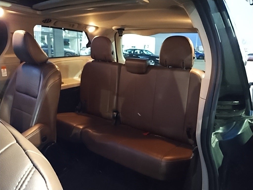 2018 Toyota Sienna Limited Premium 7 Passenger AWD