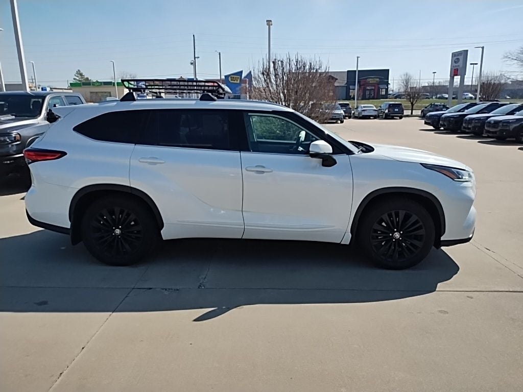 2021 Toyota Highlander Platinum