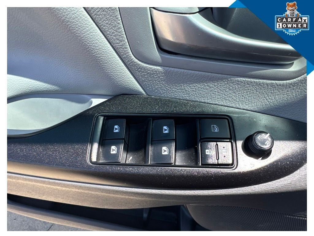 2018 Toyota Sienna LE 7 Passenger