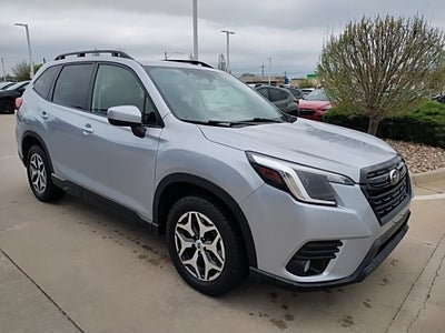 2022 Subaru Forester Premium