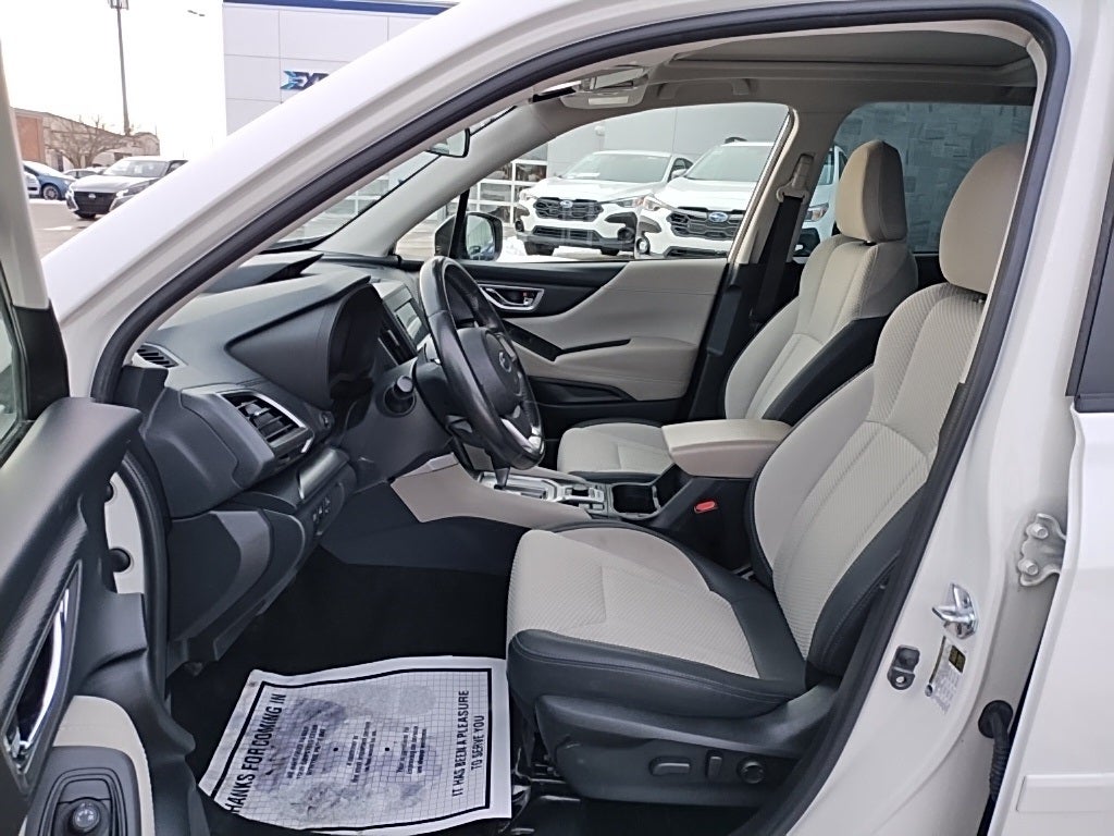 2023 Subaru Forester Premium